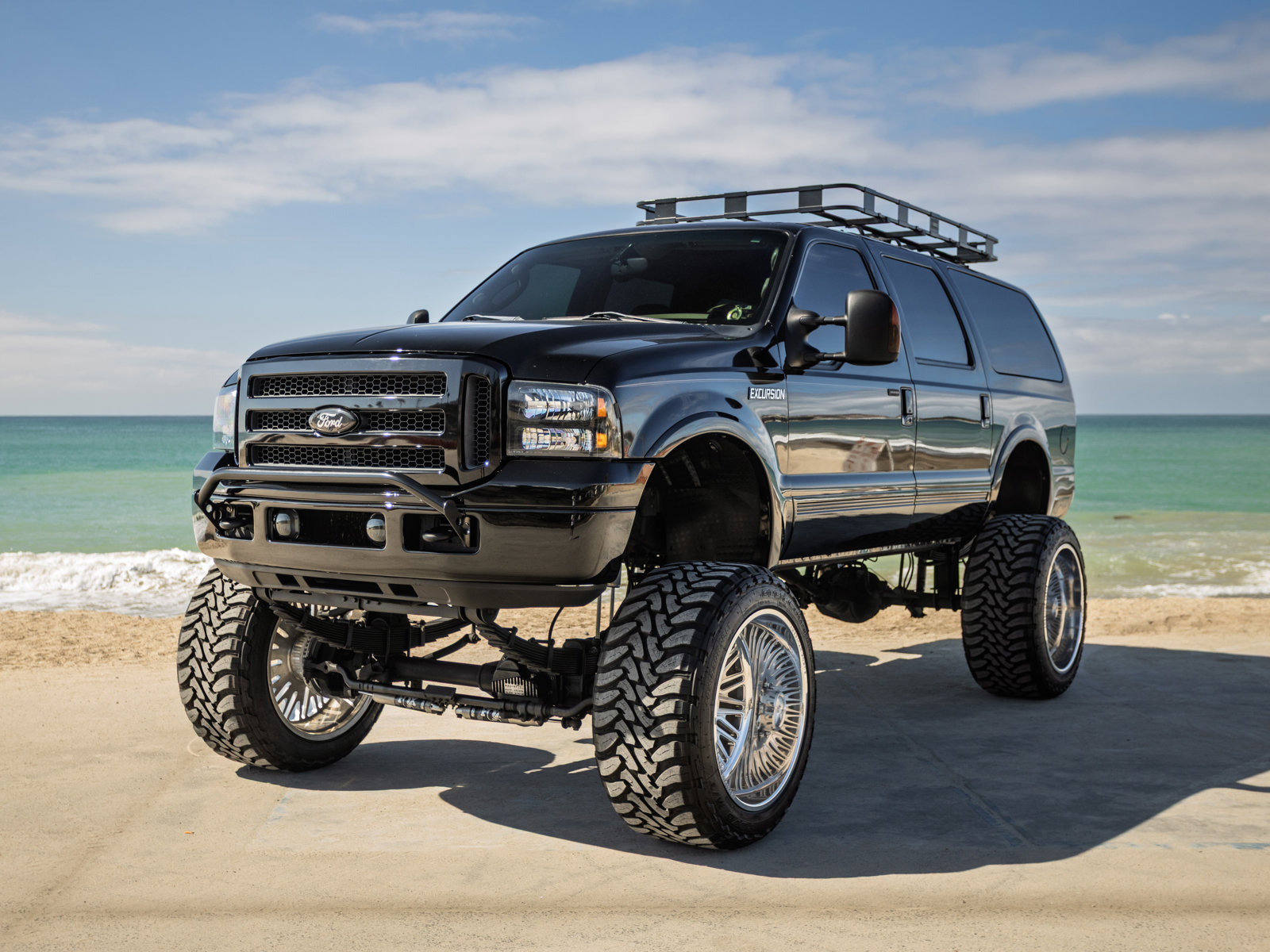 Used 2005 Ford Excursion Eddie Bauer AWD/4WD image 2