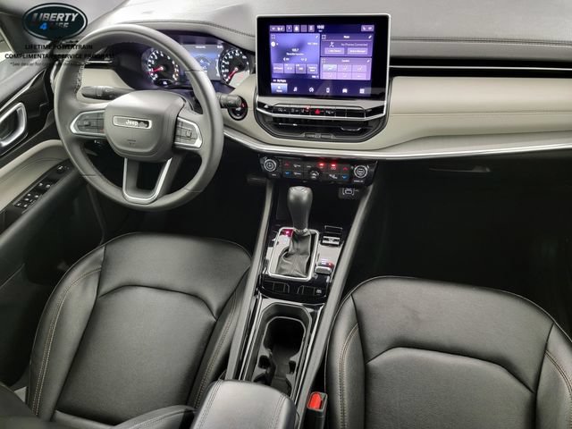 Used 2024 Jeep Compass Limited AWD/4WD image 35