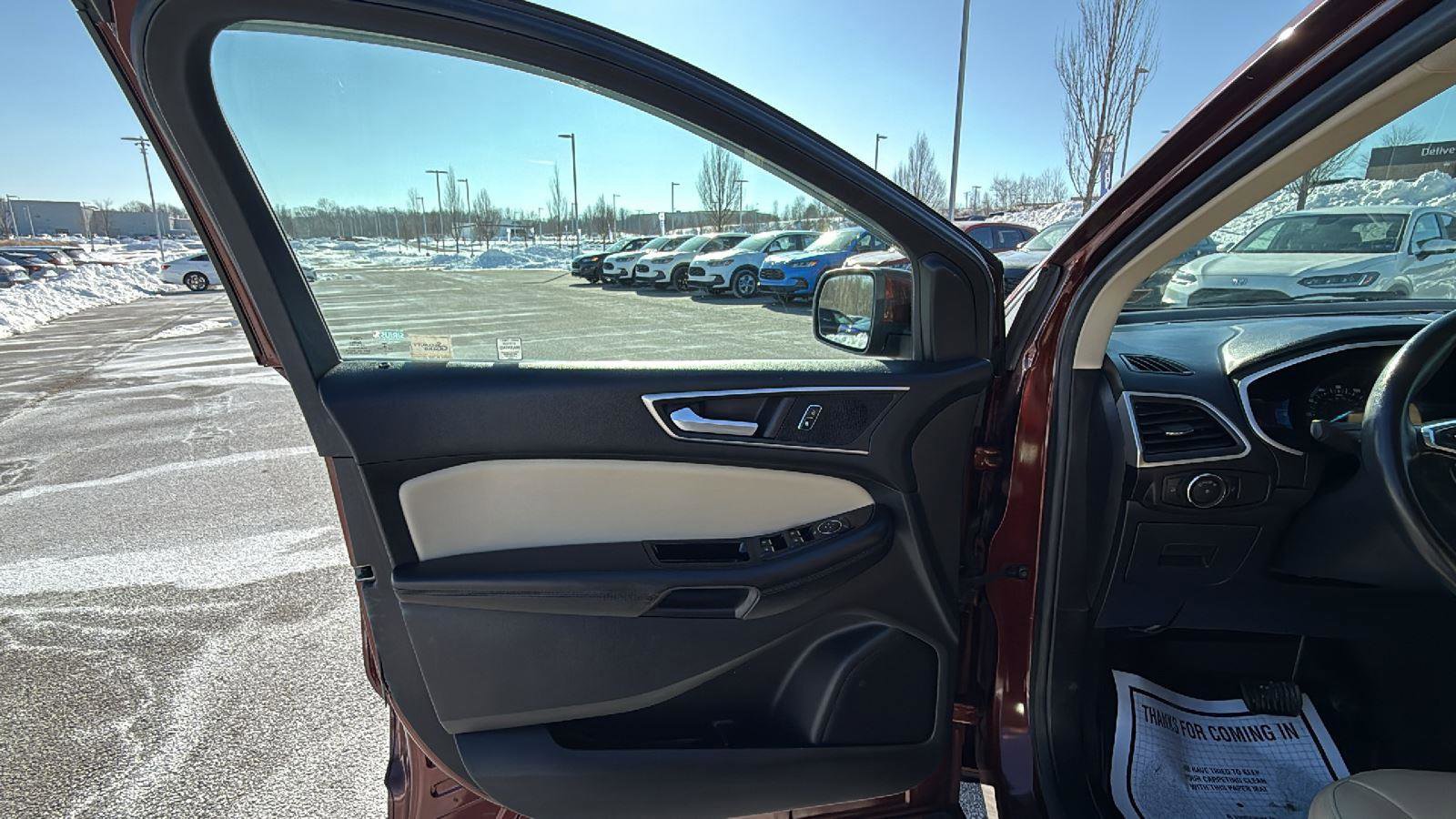 Used 2015 Ford Edge SEL w/ Equipment Group 201A image 24