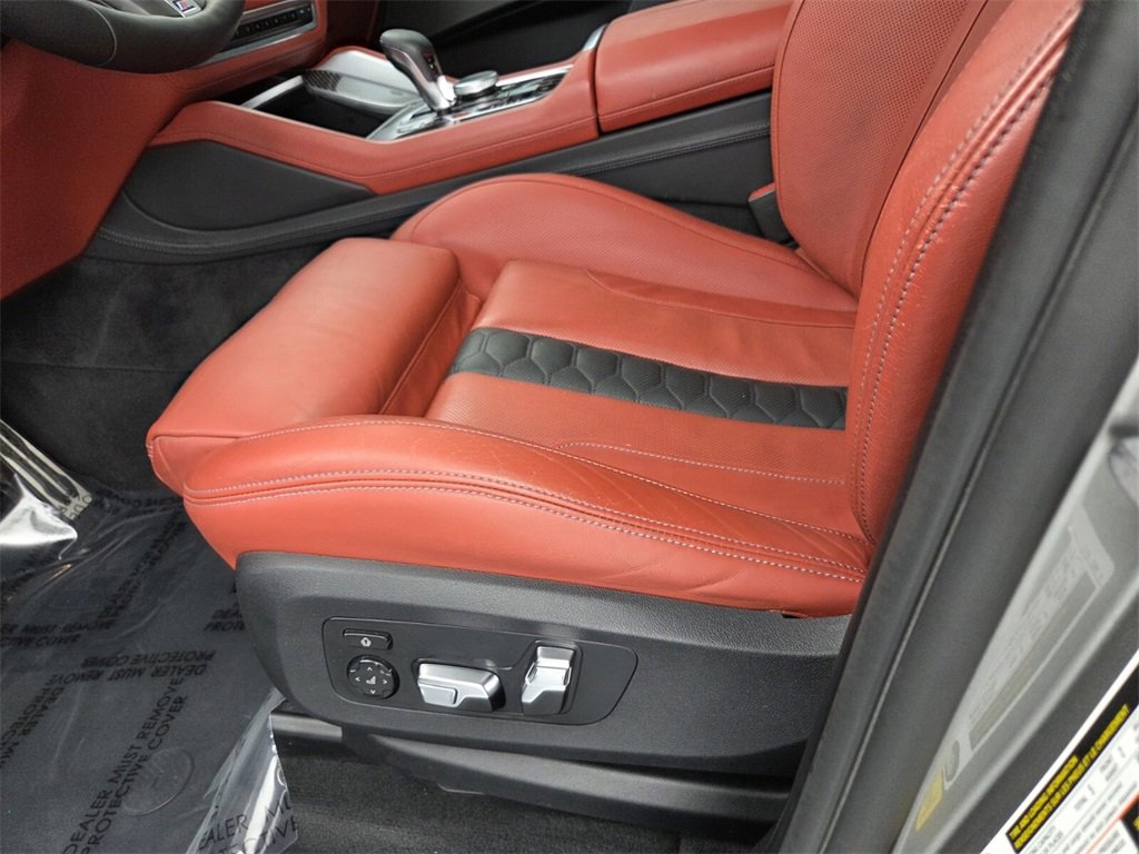 Used 2021 BMW X5 M w/ Competition Package image 28