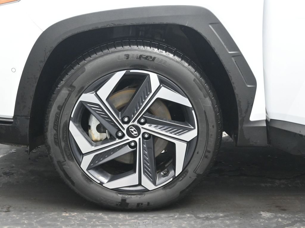 Used 2024 Hyundai Tucson Limited image 32
