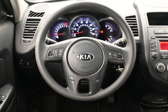 Used 2013 Kia Soul FWD image 22