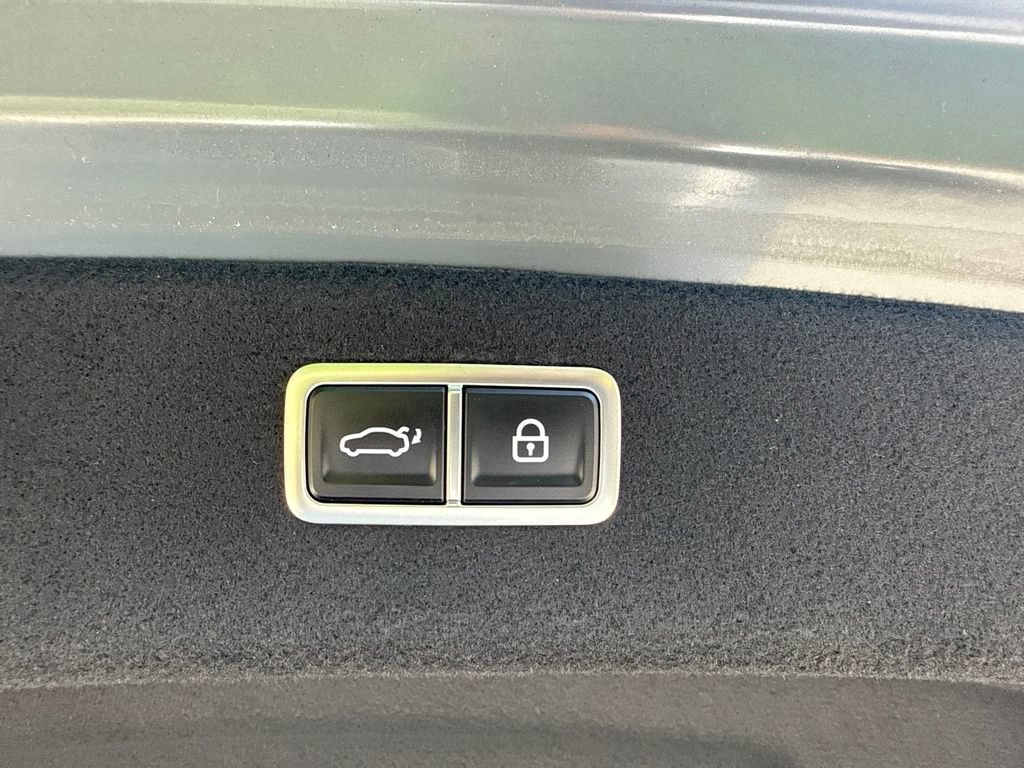 Used 2024 Genesis G80 2.5T w/ Sport Prestige Package AWD/4WD image 32