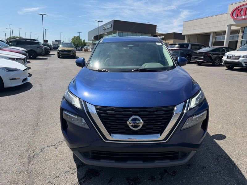 Used 2021 Nissan Rogue SV AWD/4WD image 2