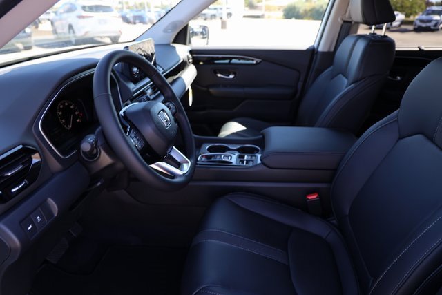New 2025 Honda Pilot Touring image 10