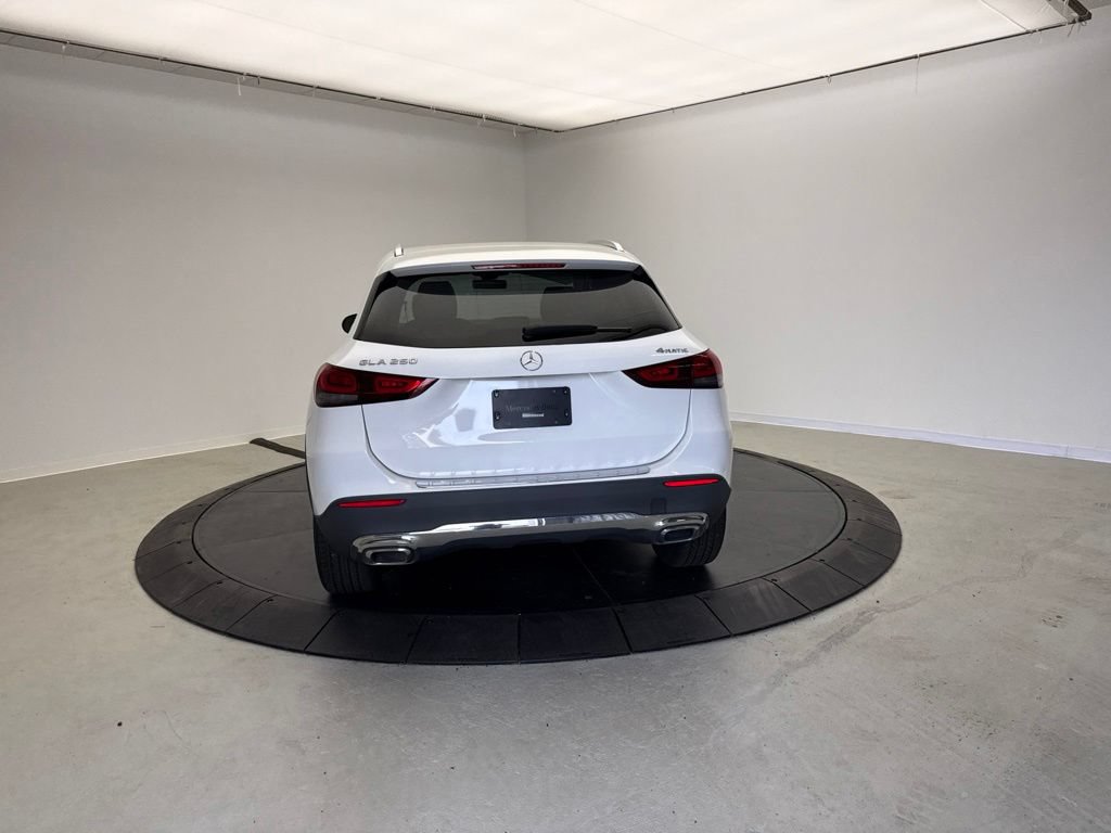 Used 2023 Mercedes-Benz GLA 250 4MATIC image 4