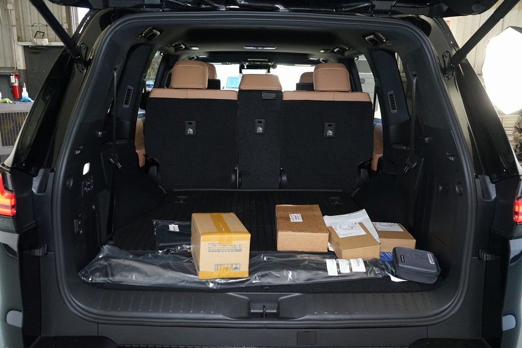Used 2026 Lexus LX 600 4WD w/ Luxury Package image 38