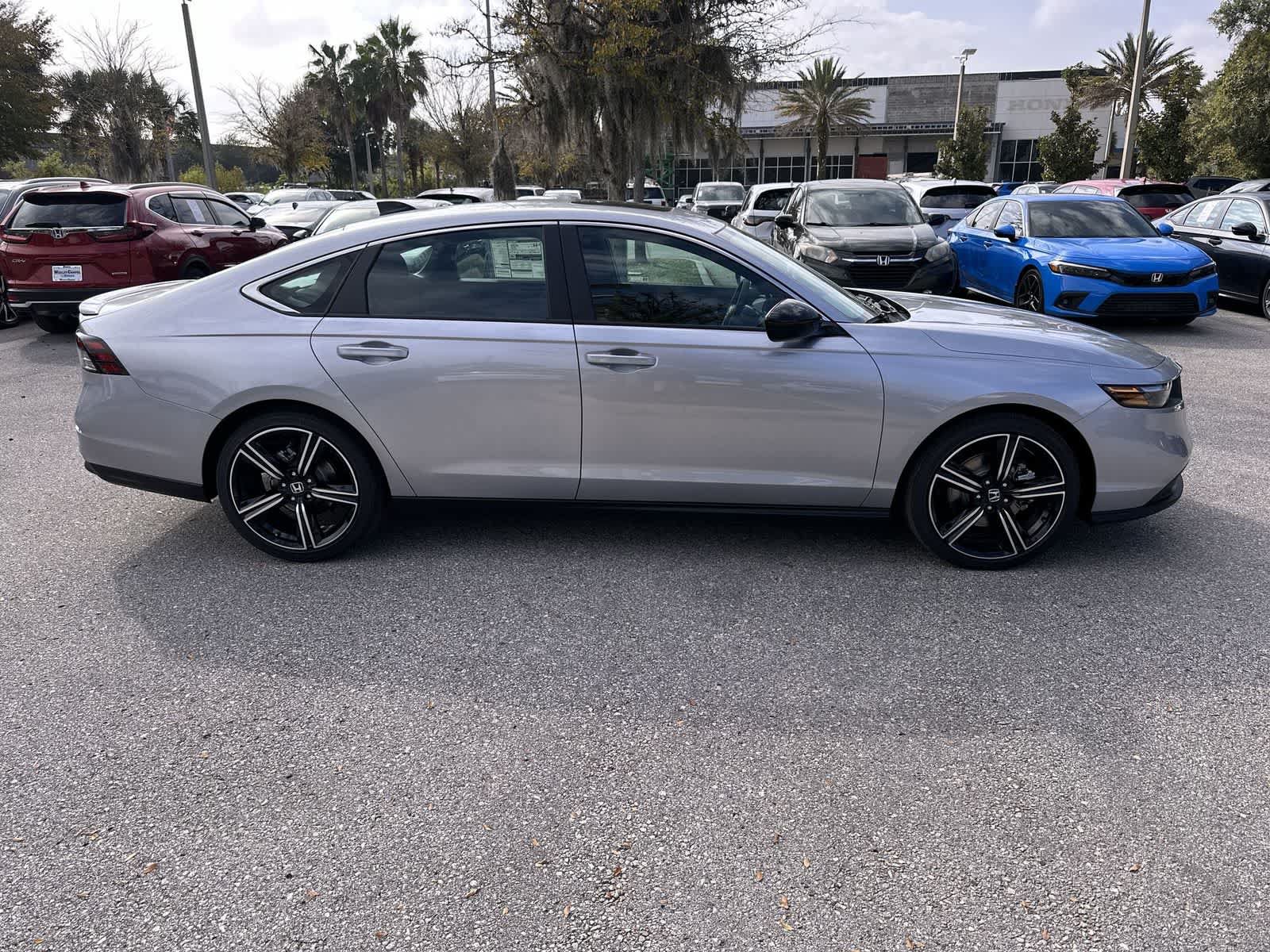 Used 2025 Honda Accord Sport image 7