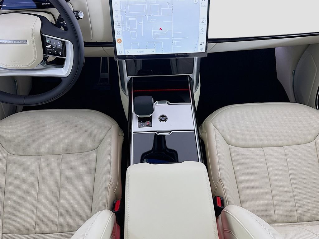 New 2026 Land Rover Range Rover SE image 18