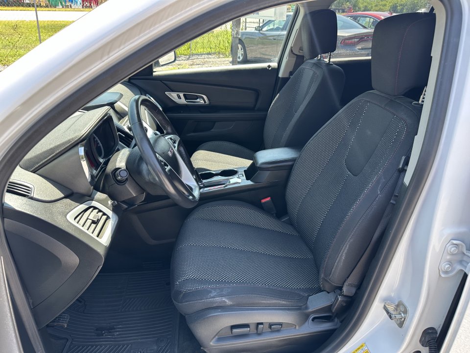 Used 2017 GMC Terrain SLE w/ Convenience Package image 14