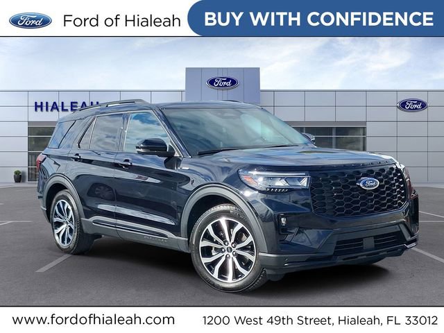 Used 2025 Ford Explorer ST-Line RWD image 1