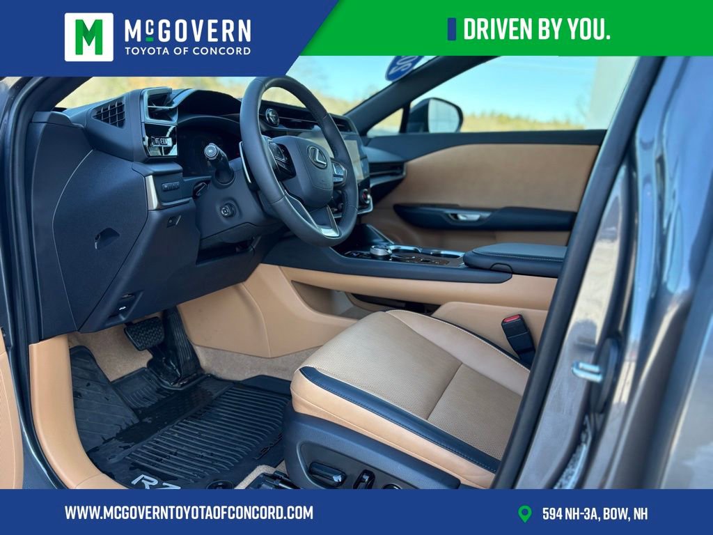 Used 2025 Lexus RZ 450e w/ Technology Package image 14