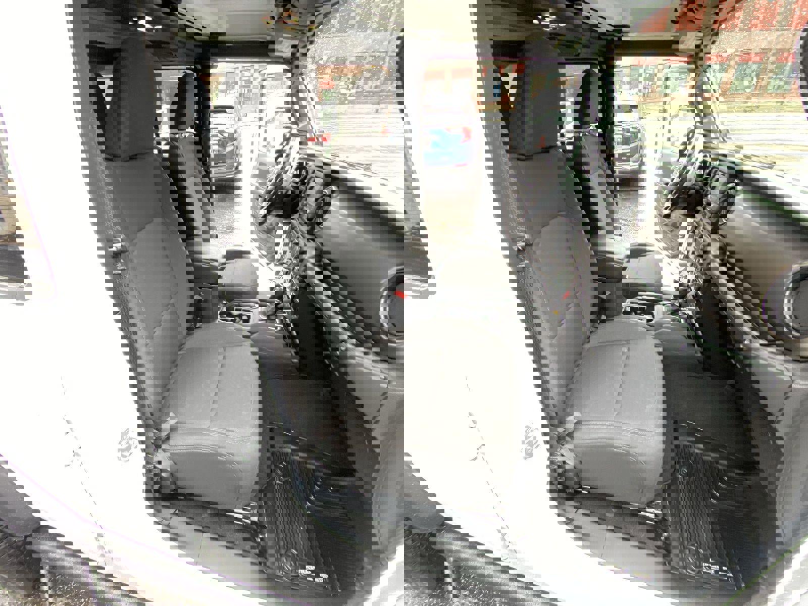 Used 2019 Jeep Wrangler Unlimited Sport S image 21