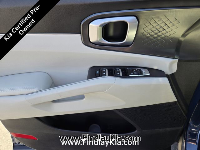 Certified 2025 Kia Sorento S w/ Panoramic Sunroof Package image 23