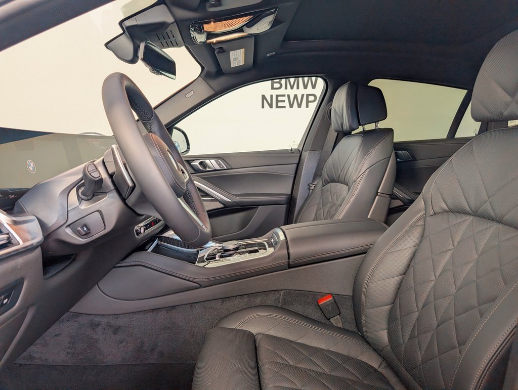 New 2026 BMW X6 xDrive40i w/ Climate Comfort Package image 2
