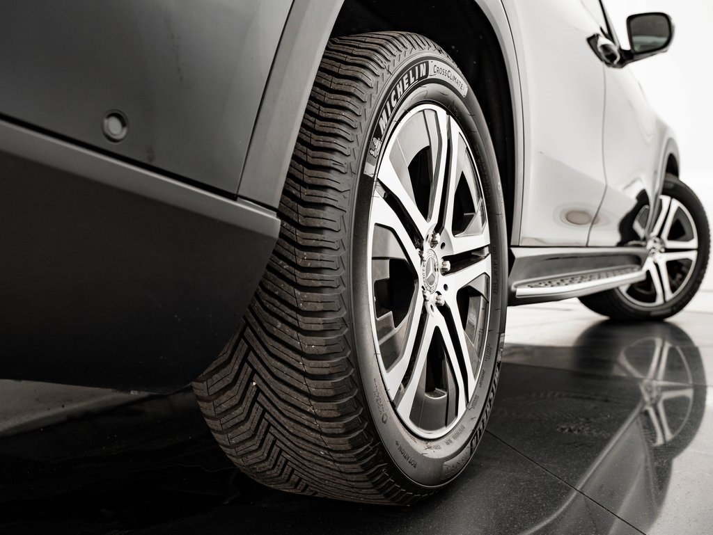 Used 2020 Mercedes-Benz GLS 450 4MATIC image 55