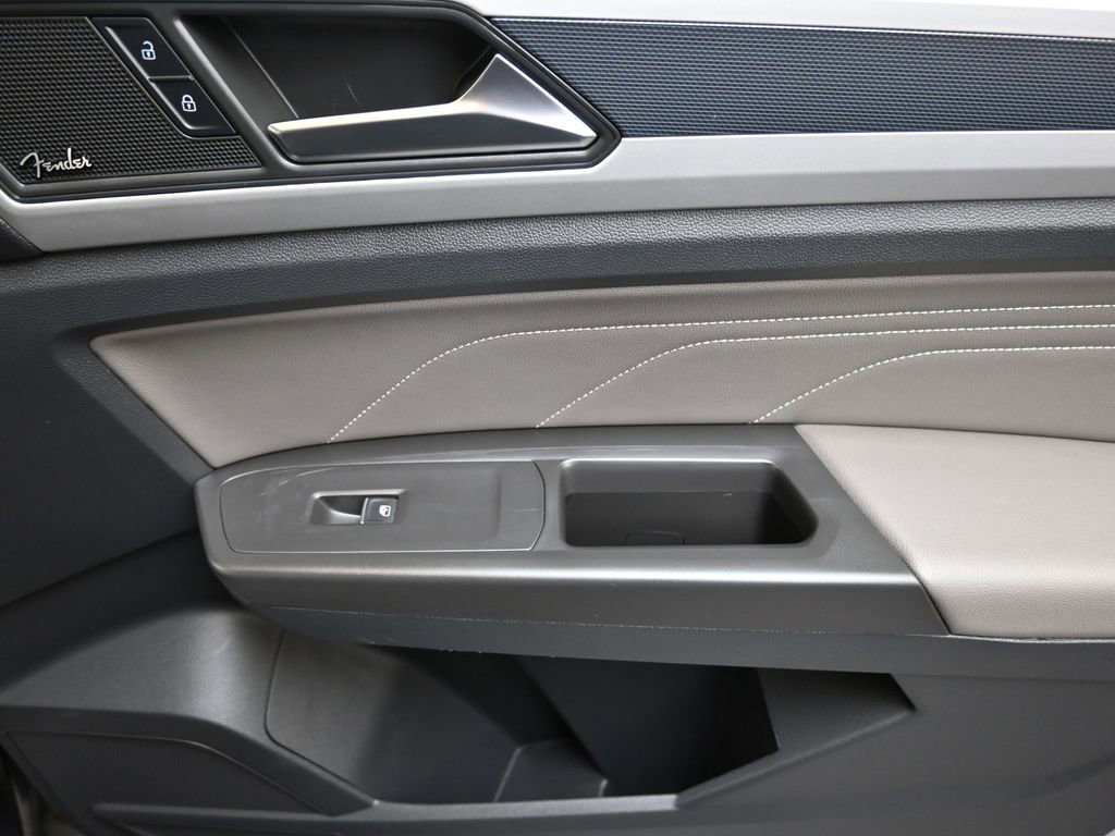 Used 2023 Volkswagen Atlas Cross Sport SEL Premium R-Line AWD/4WD image 11