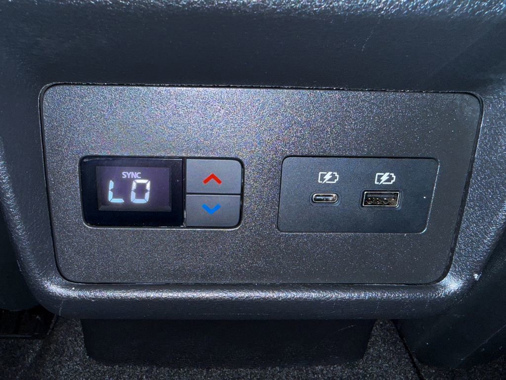 Certified 2023 Nissan Rogue SL w/ SL Premium Package image 32