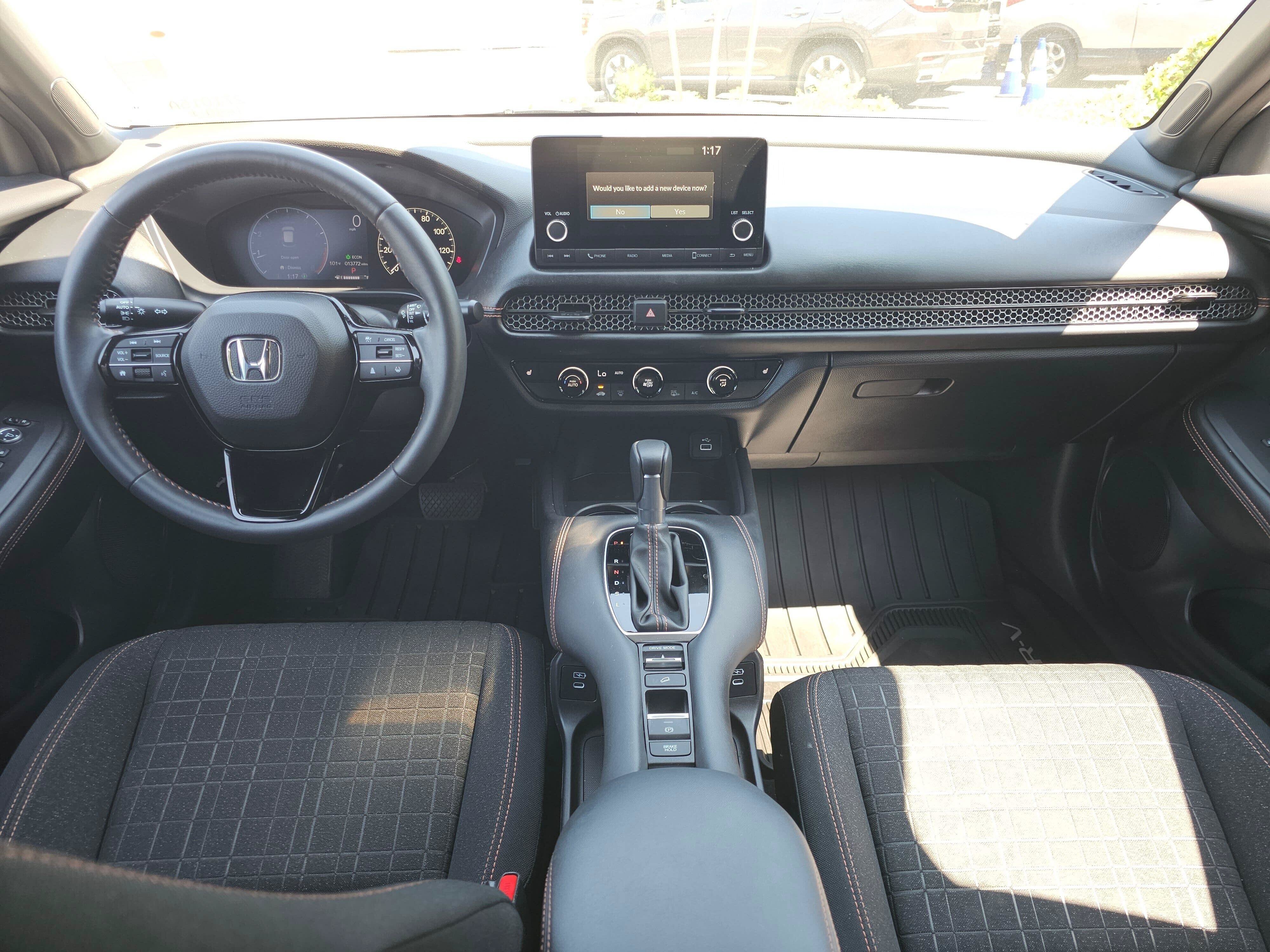 Used 2024 Honda HR-V Sport image 21