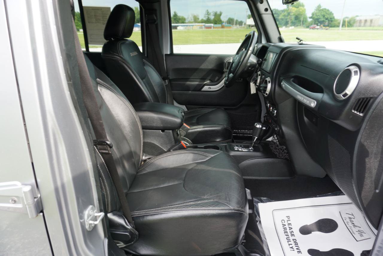 Used 2018 Jeep Wrangler Unlimited Sahara AWD/4WD image 20