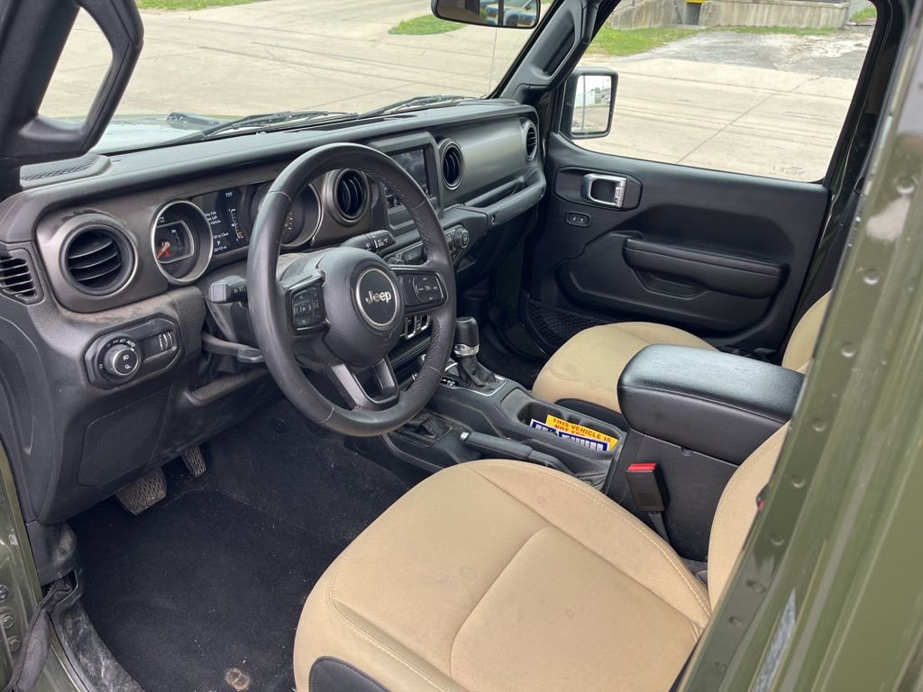 Used 2023 Jeep Gladiator Sport image 24