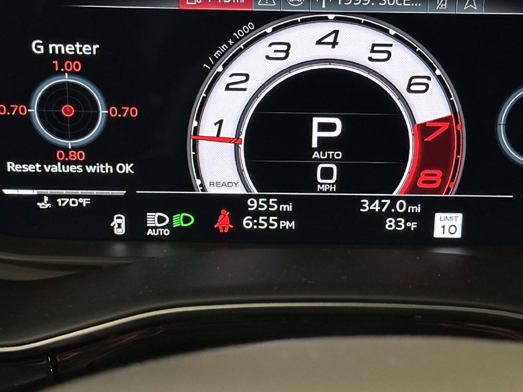 Used 2026 Audi RS Q8 performance AWD/4WD image 30