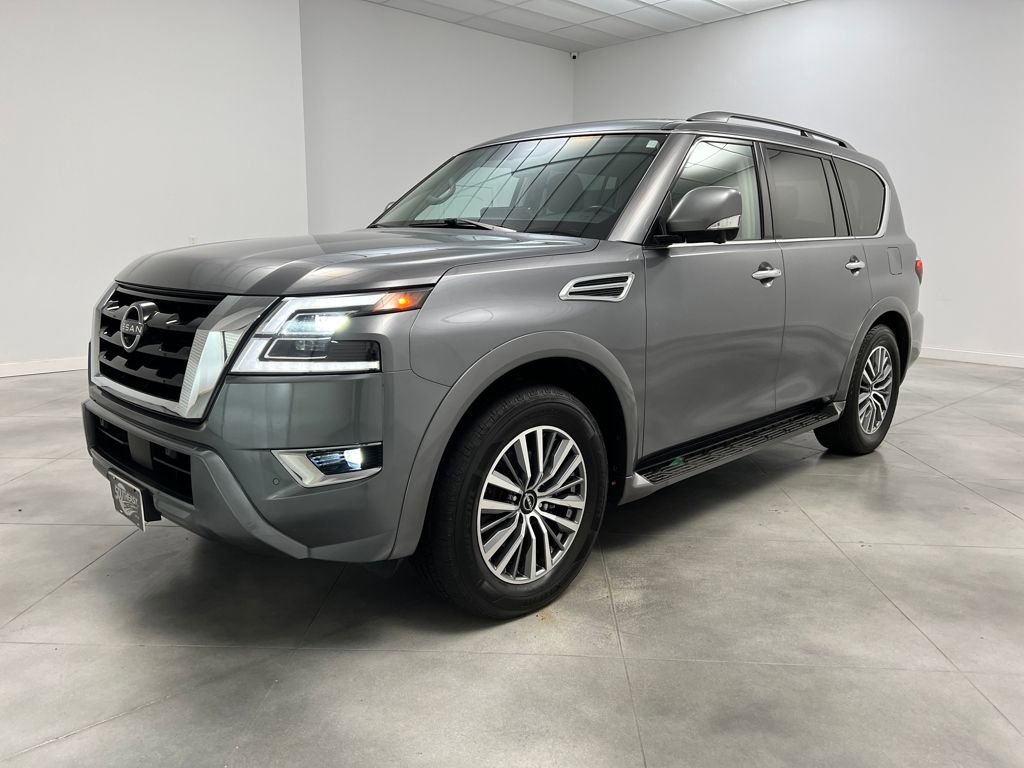 Used 2023 Nissan Armada SL w/ Captain's Chairs Package image 3