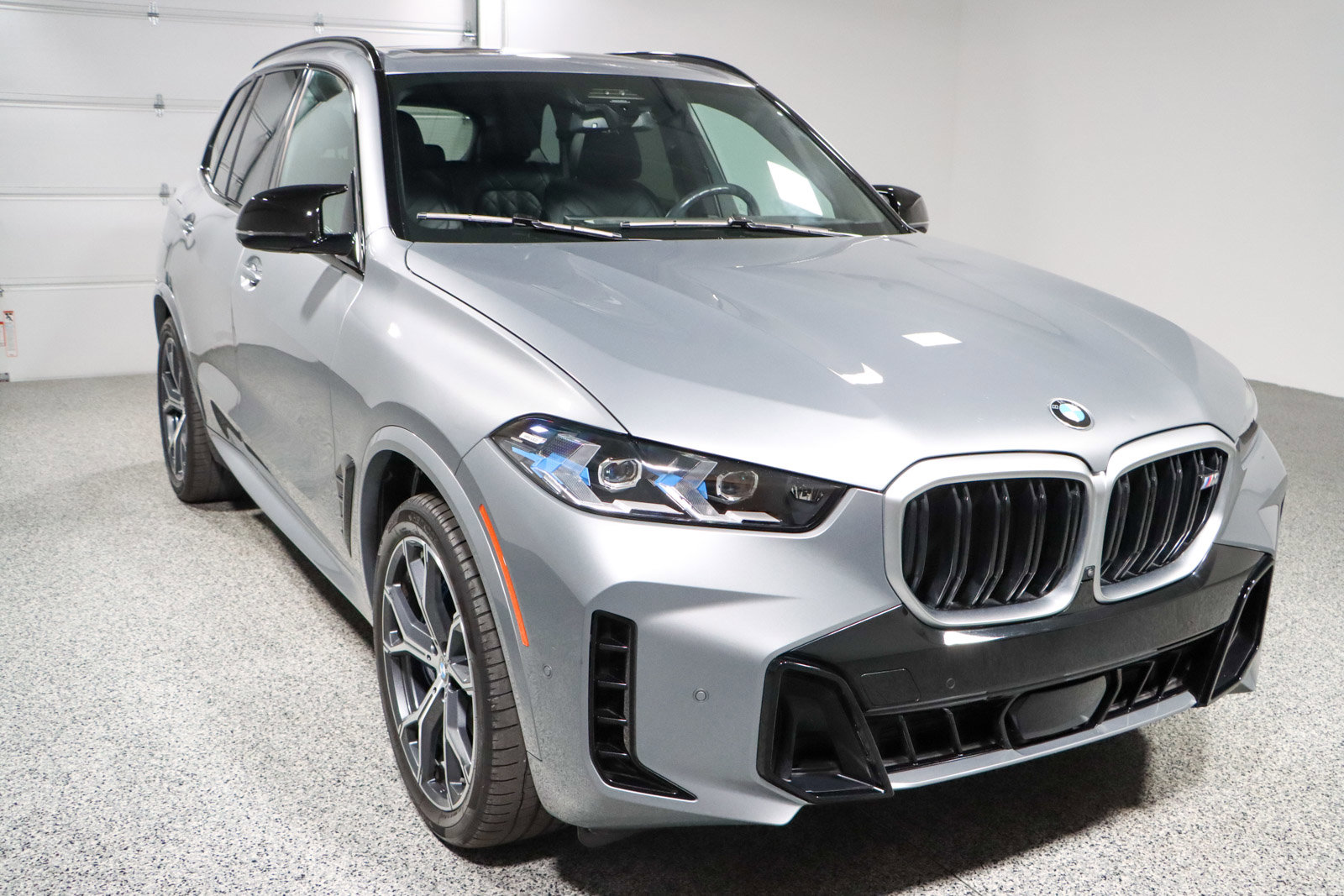 Used 2024 BMW X5 M60i image 5