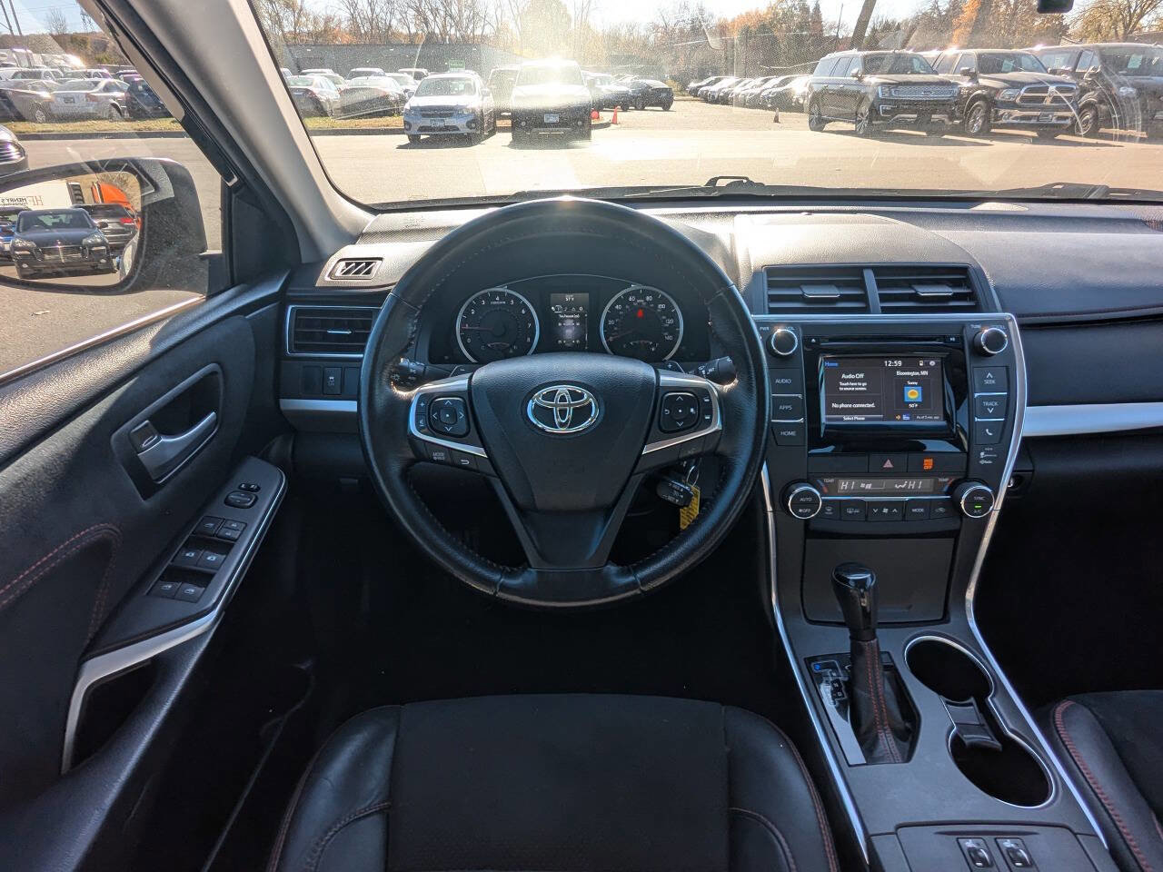 Used 2015 Toyota Camry XSE w/ Moonroof Package image 18
