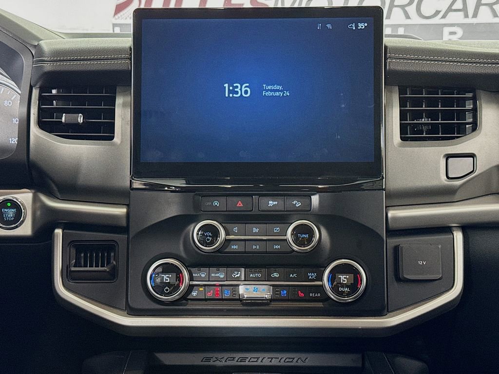 Used 2024 Ford Expedition XLT image 16