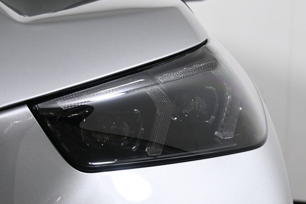 New 2027 BMW X1 xDrive28i AWD/4WD image 11