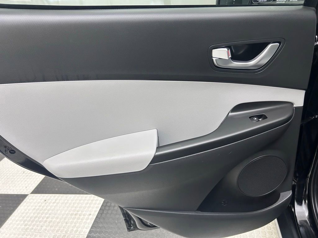 Used 2023 Hyundai Kona SEL w/ Cargo Package FWD image 13