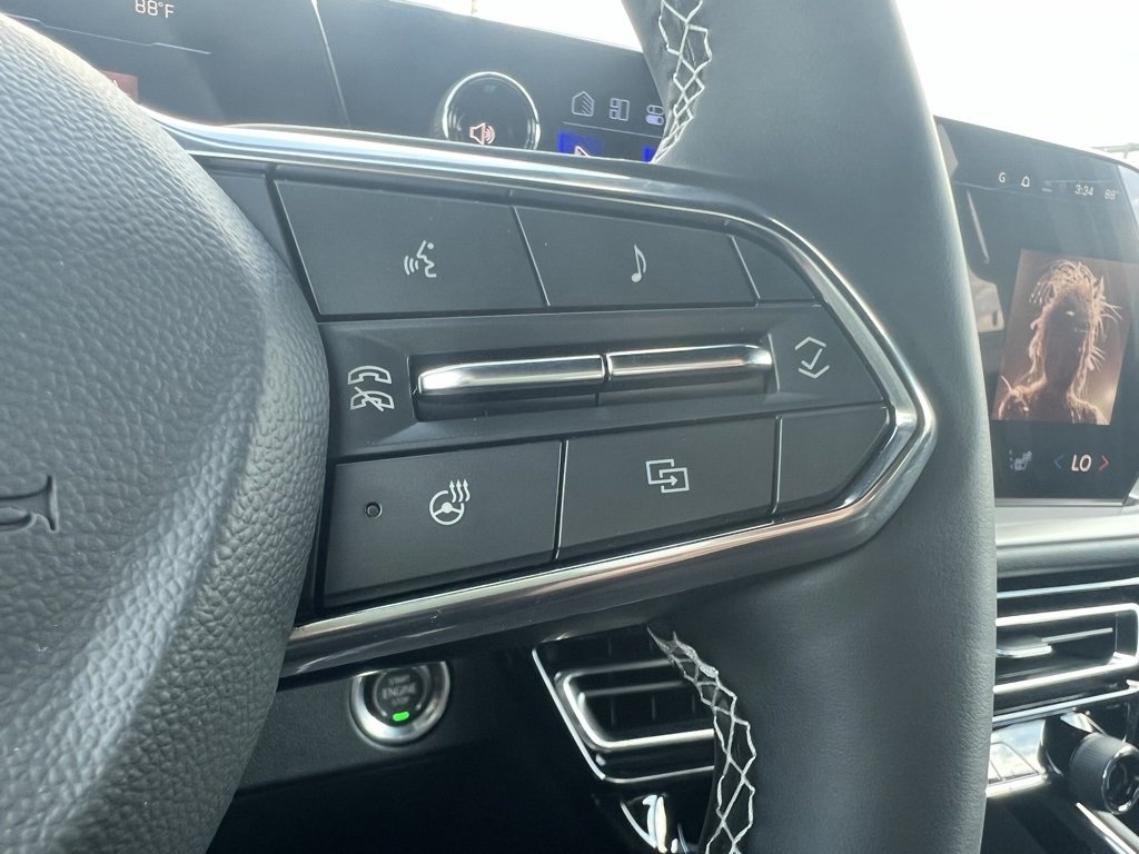 New 2025 Chevrolet Traverse LT image 17