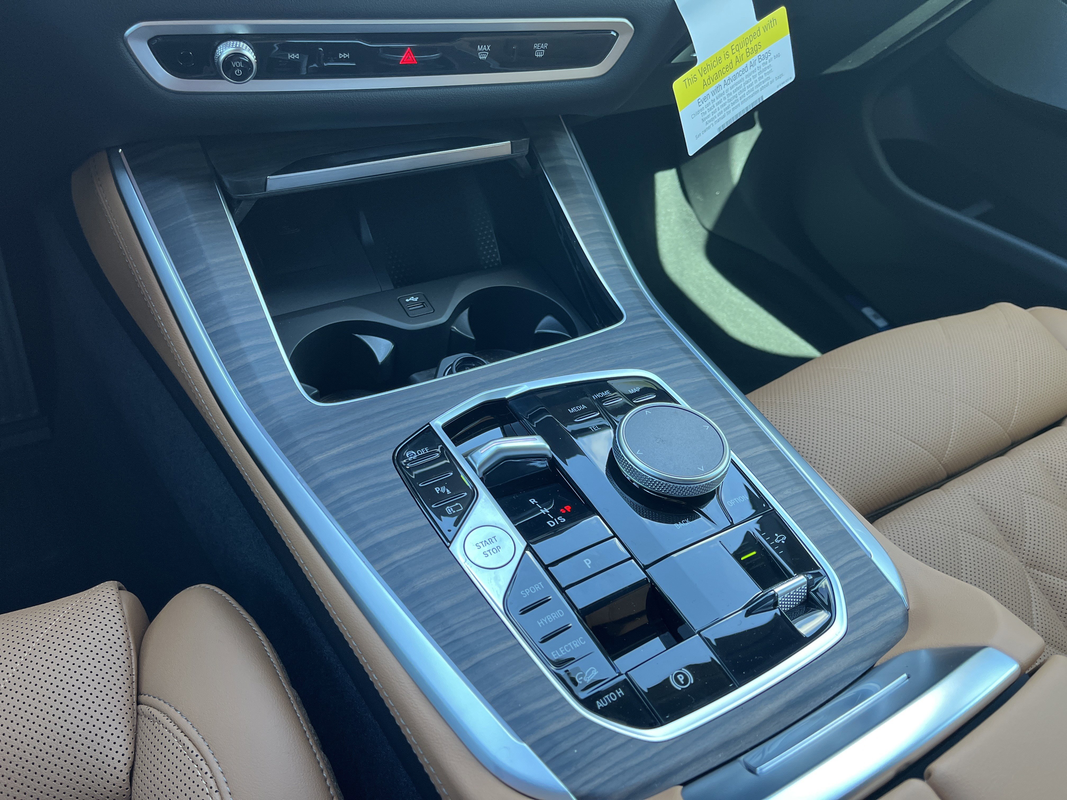 New 2026 BMW X5 xDrive50e w/ Premium Package AWD/4WD image 11