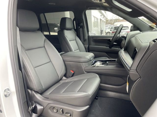 New 2026 Chevrolet Suburban LT w/ Comfort Package image 27
