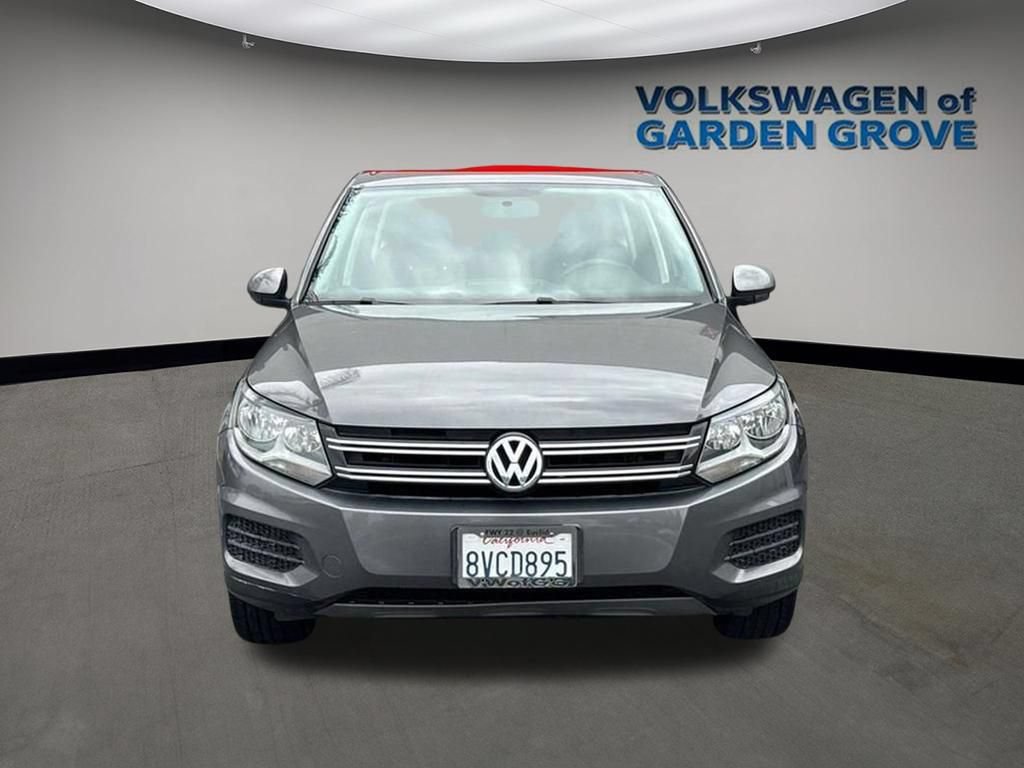 Used 2017 Volkswagen Tiguan Limited w/ Premium Package FWD image 3