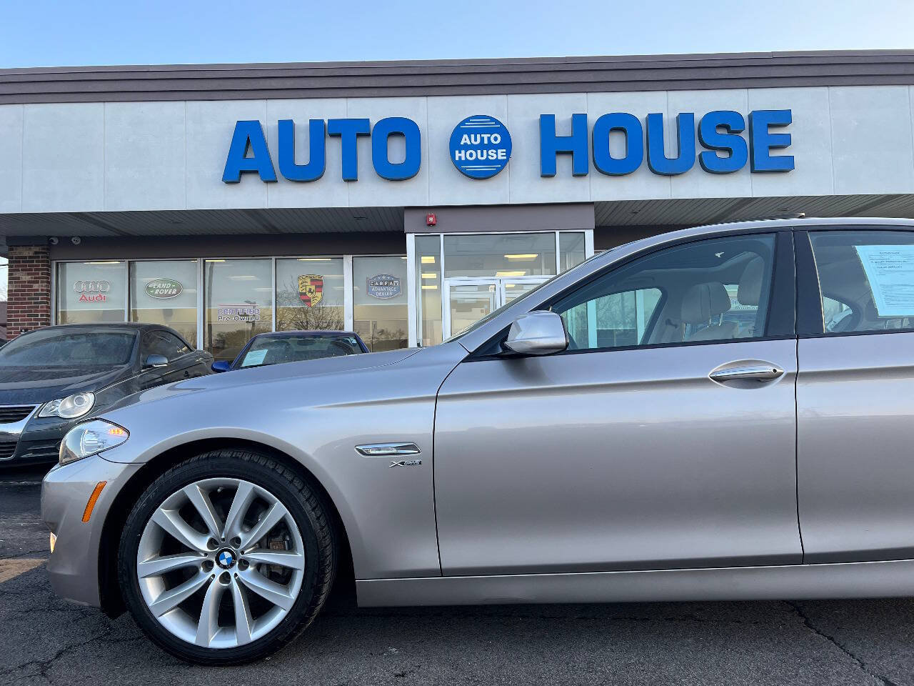 Used 2011 BMW 535i xDrive Sedan AWD/4WD image 11