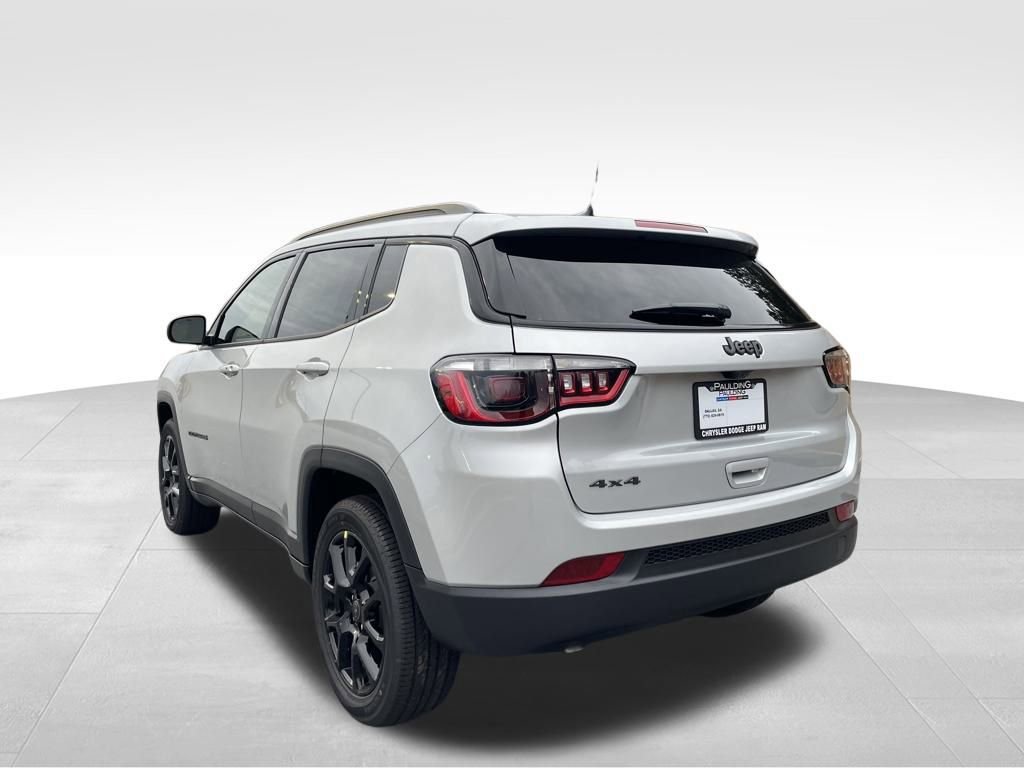 New 2026 Jeep Compass Latitude AWD/4WD image 7