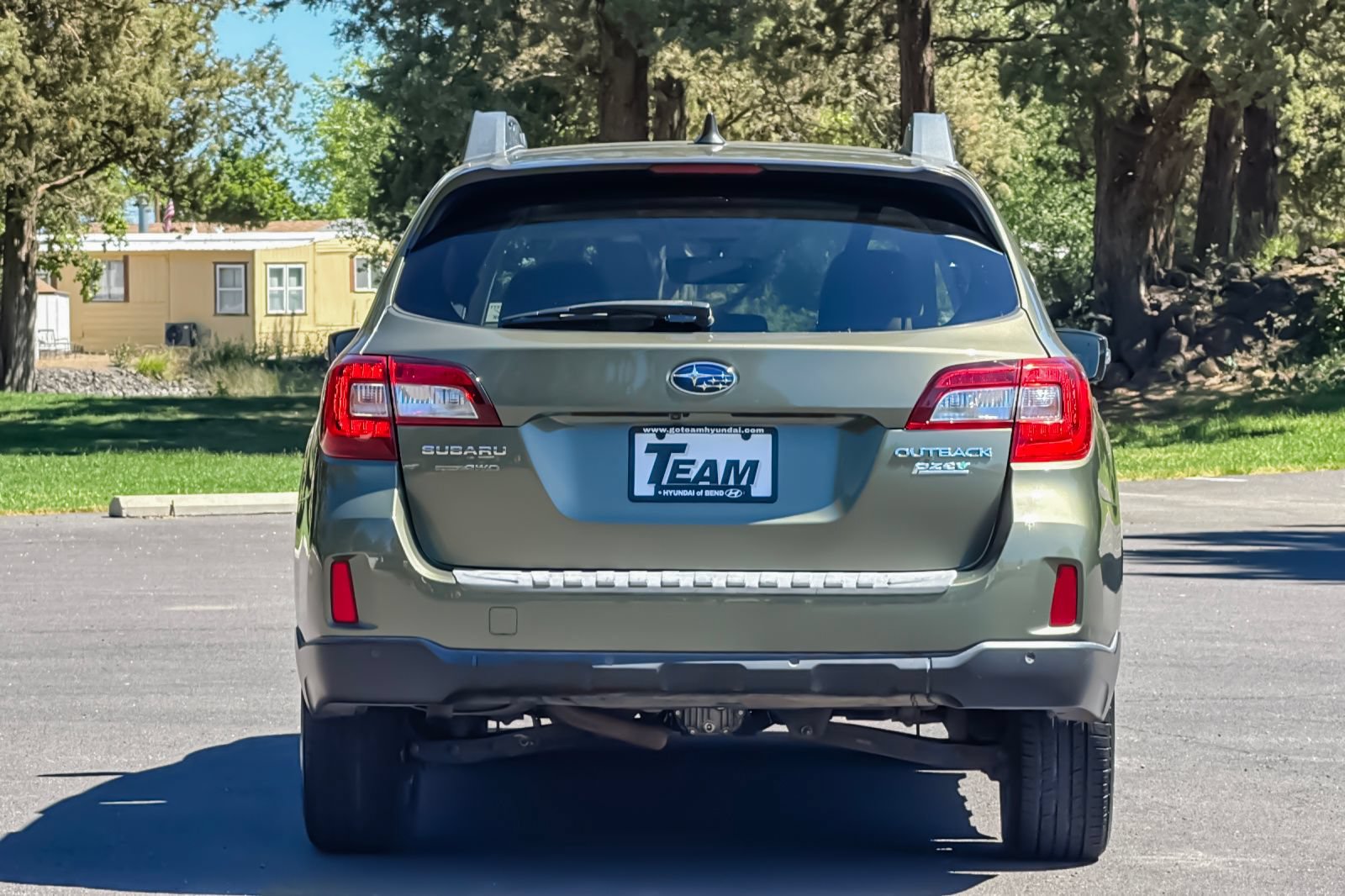 Used 2017 Subaru Outback 2.5i Limited AWD/4WD image 5