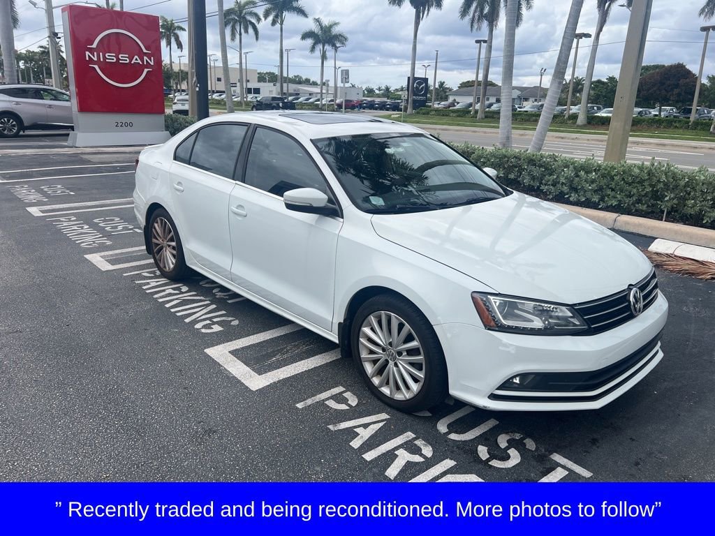 Used 2016 Volkswagen Jetta SEL w/ Lighting Package FWD video 1