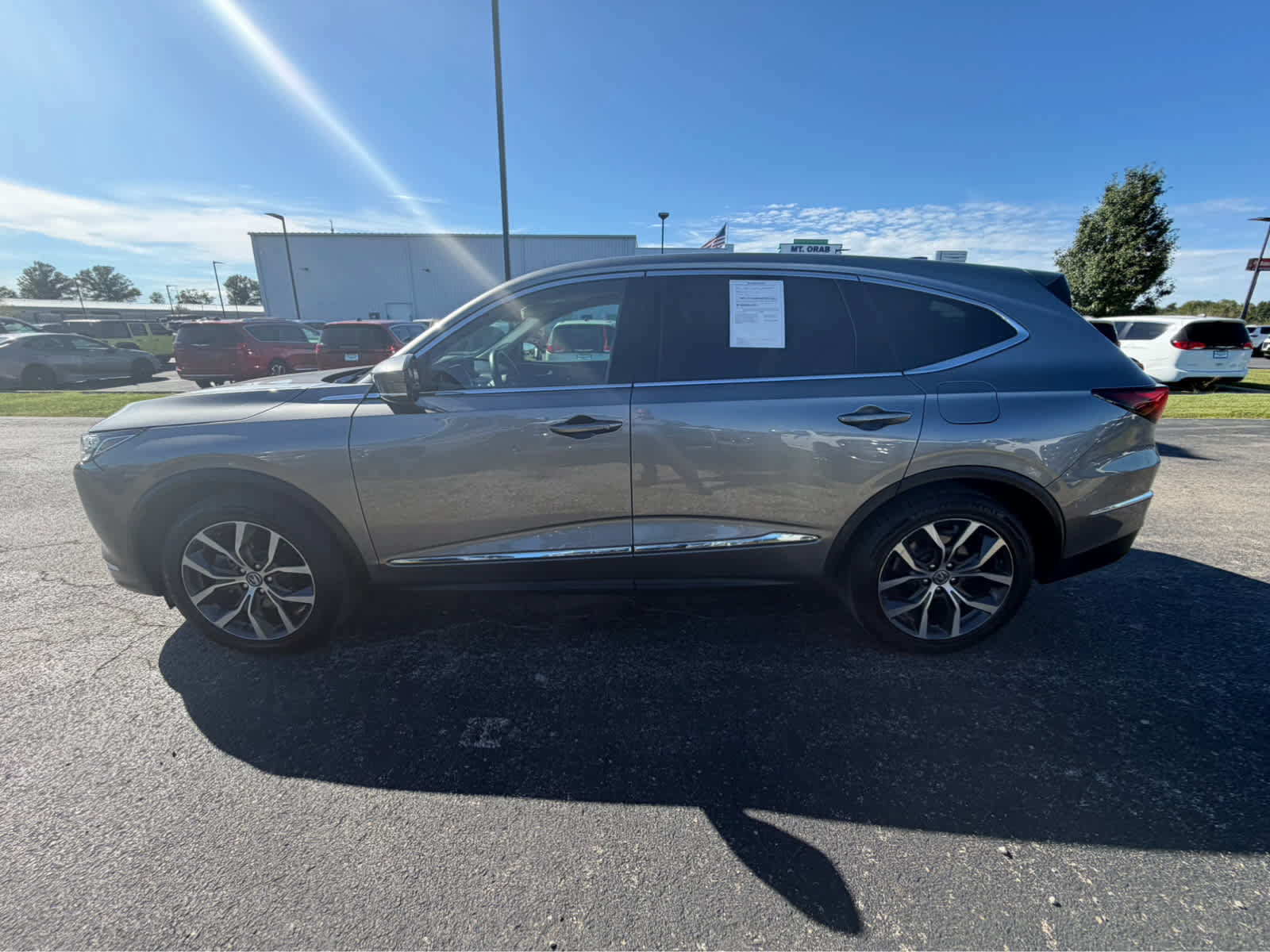 Used 2022 Acura MDX w/ Technology Package AWD/4WD image 11