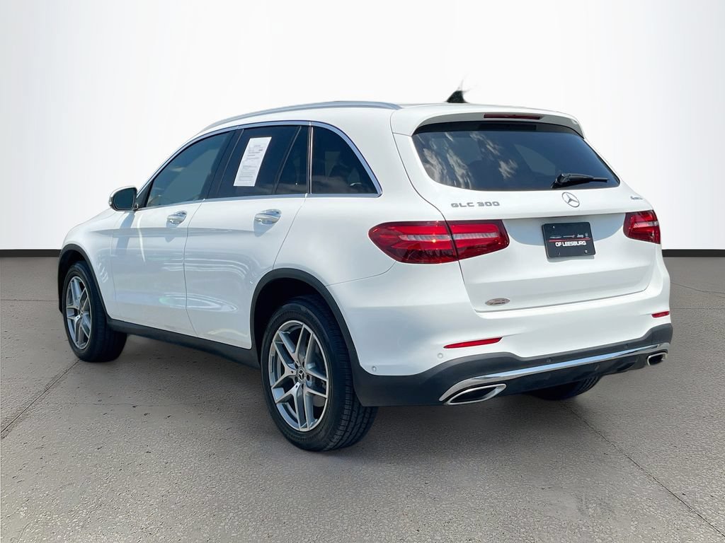 Used 2019 Mercedes-Benz GLC 300 4MATIC image 5