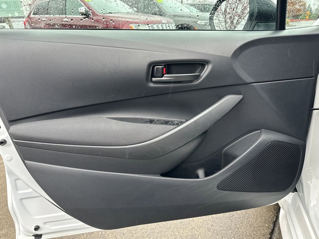 Certified 2025 Toyota Corolla LE image 11