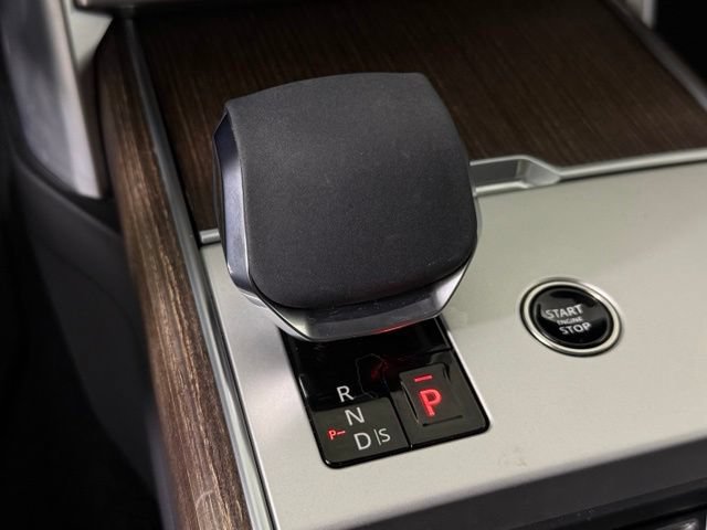 Used 2024 Land Rover Range Rover SE AWD/4WD image 35
