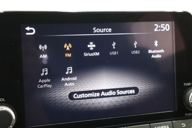 Used 2024 Nissan Rogue SV image 32