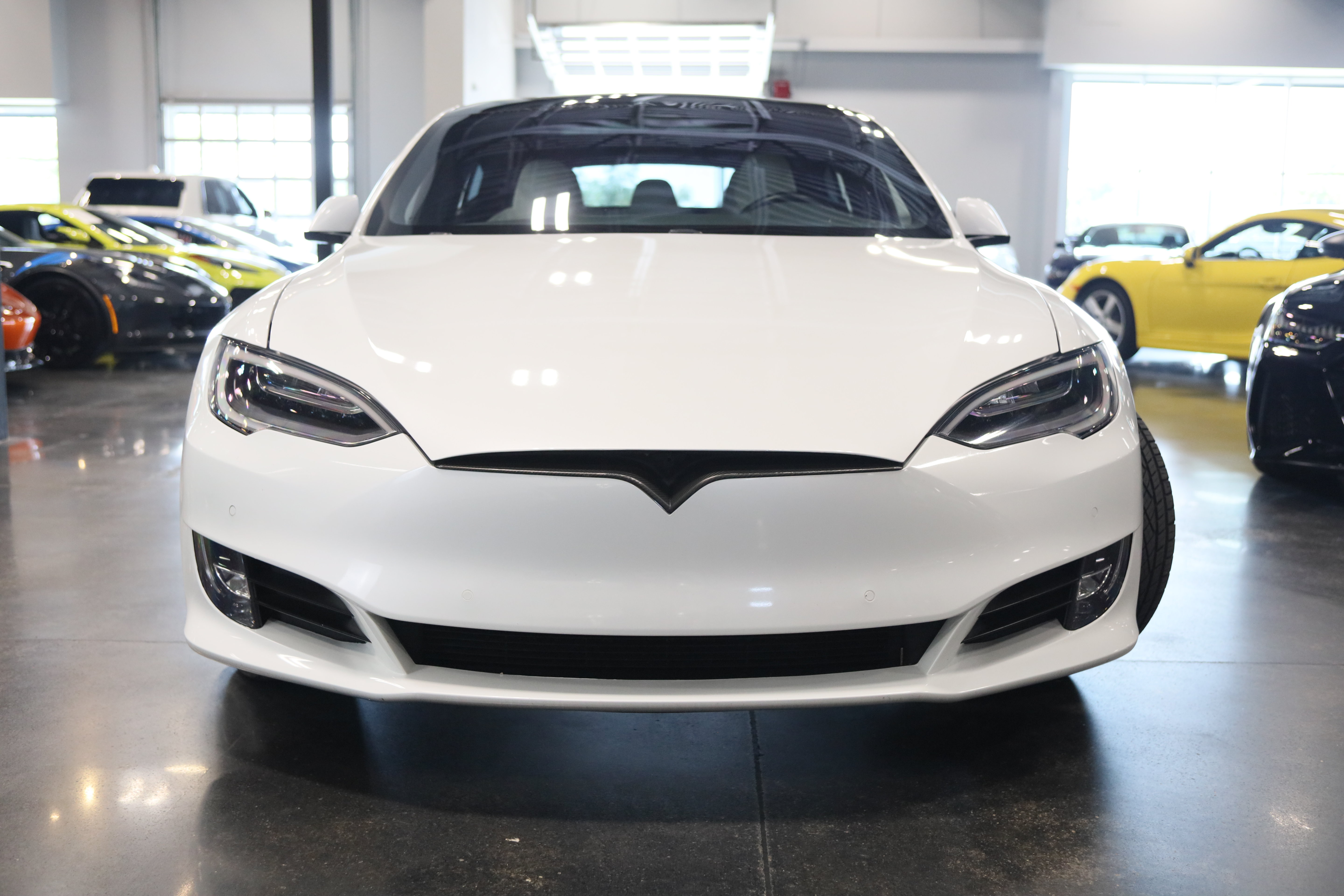 Used 2019 Tesla Model S Long Range AWD/4WD image 2