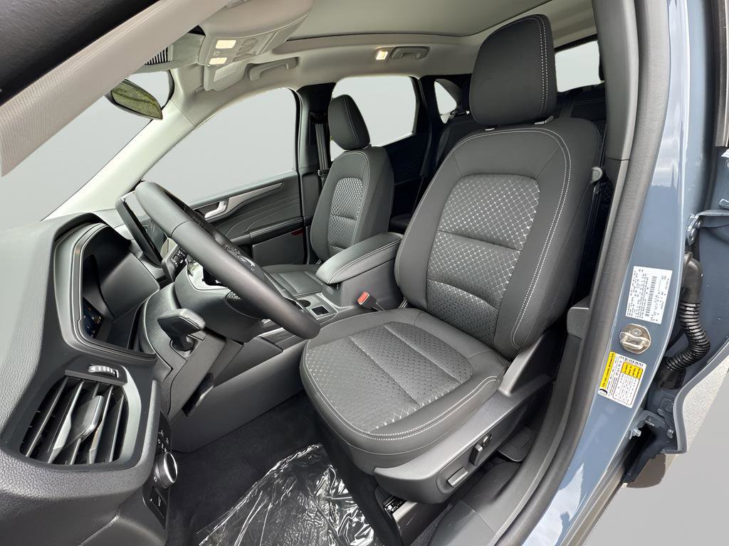 New 2026 Ford Escape Active w/ Active Premium Tech Pack AWD/4WD image 13