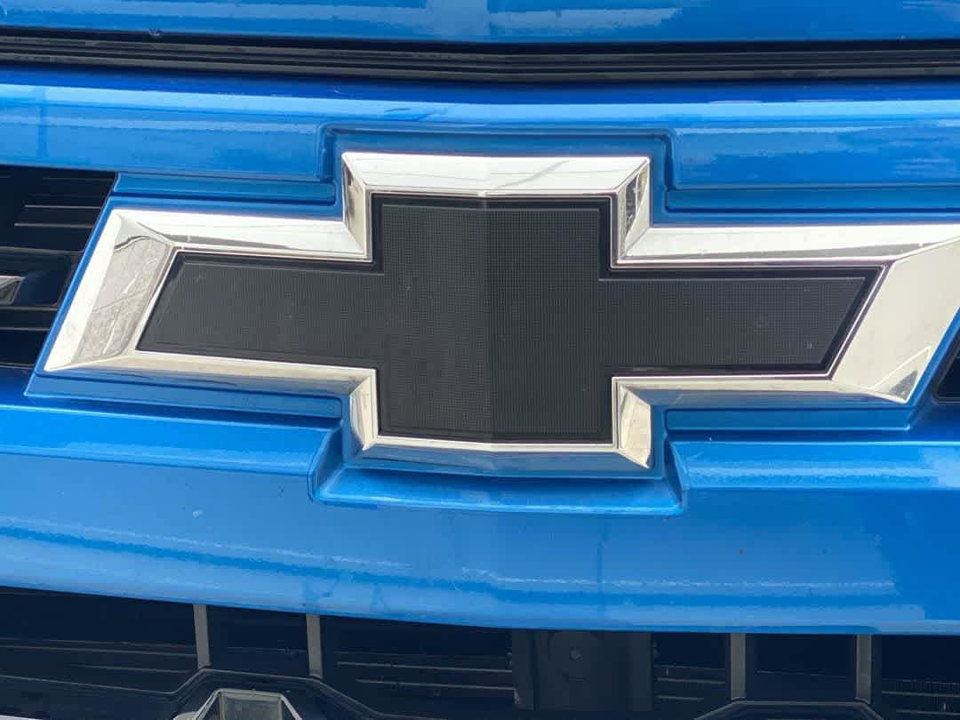 Used 2022 Chevrolet Silverado 1500 RST w/ Convenience Package II AWD/4WD image 10
