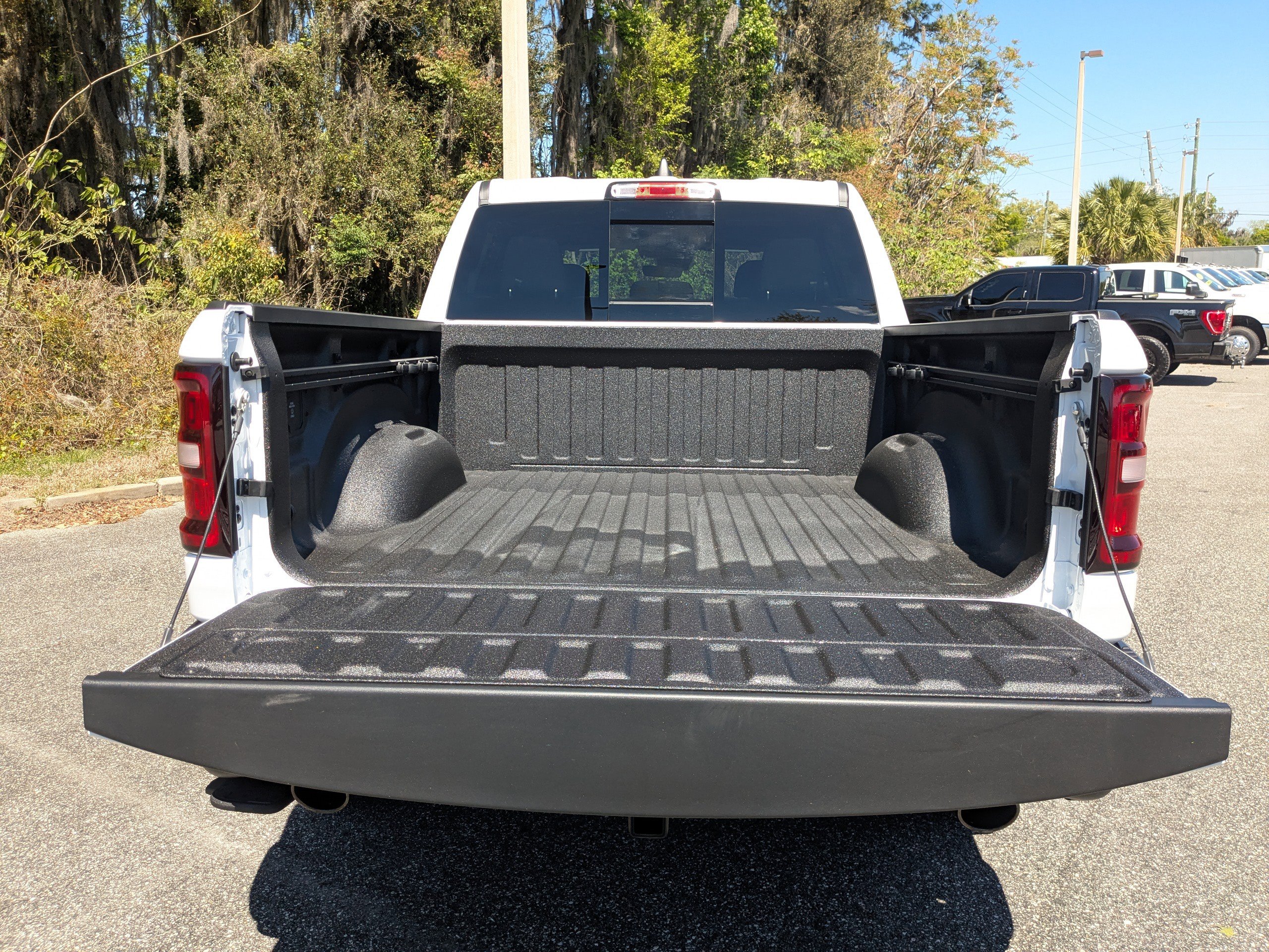 New 2026 RAM 1500 Classic Warlock image 12