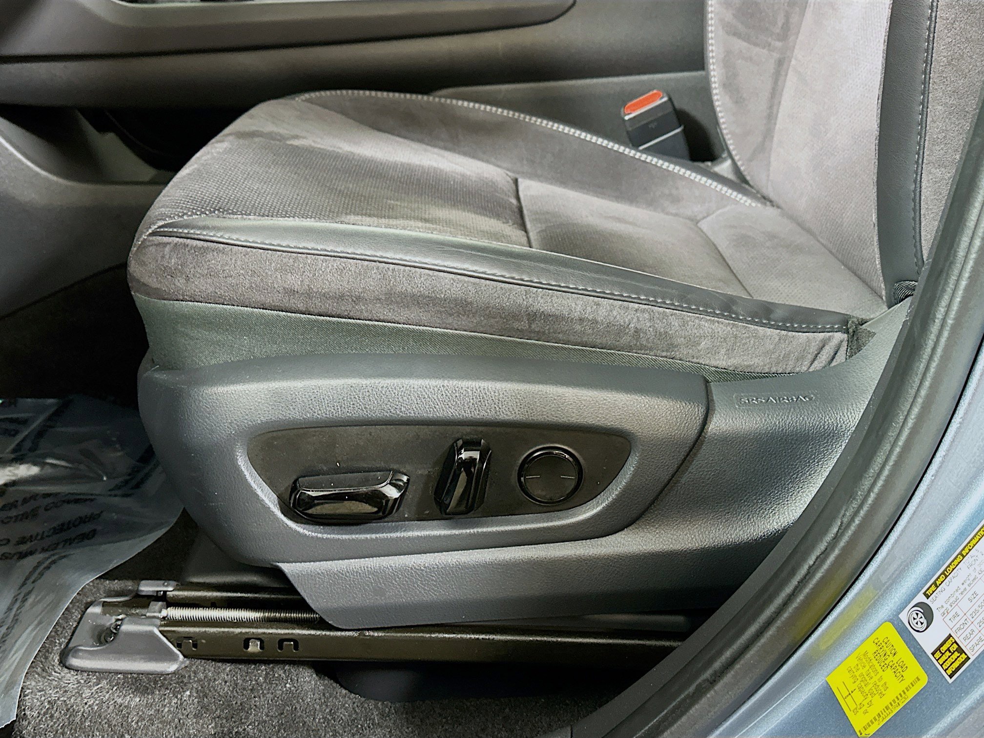 Used 2023 Lexus RZ 450e Premium w/ Cold Area Package image 18